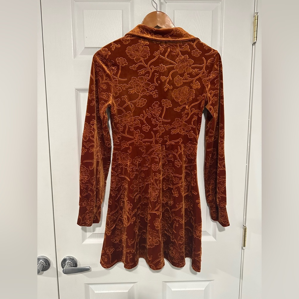 Cider Rust Velvet Floral Shirt - Picture 7 of 7